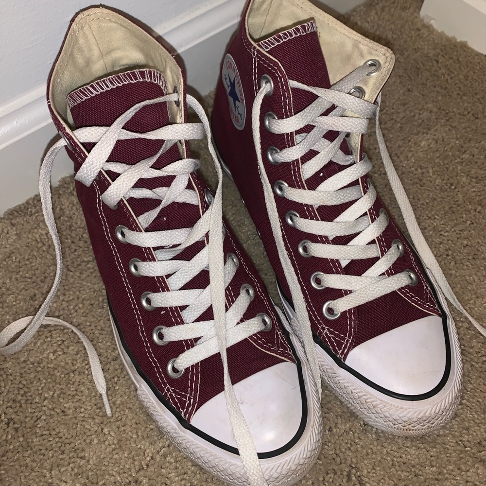 DARK BURGUNDY CONVERSE HIGHTOP SNEAKER M 6.5 W 8.5